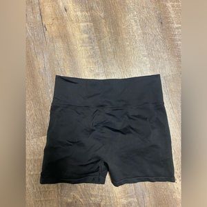 Pink / Victoria’s Secret biker shorts size medium